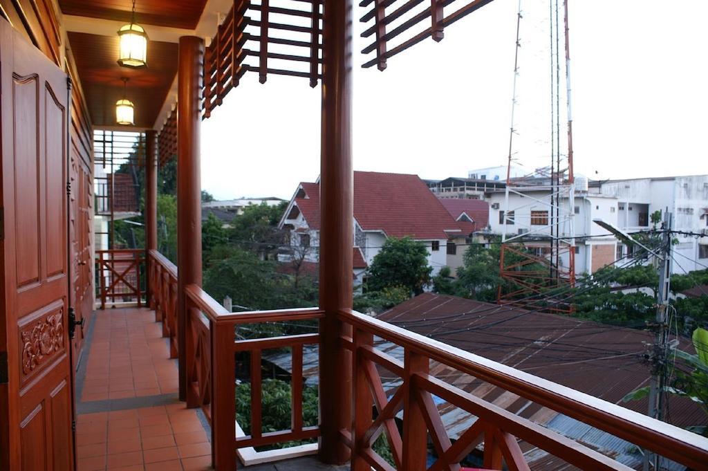 Avilla Phasouk Hotel Vientián Exterior foto